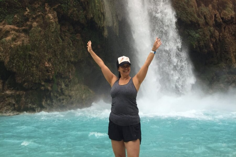 Lesley Glenn at Havasu Falls