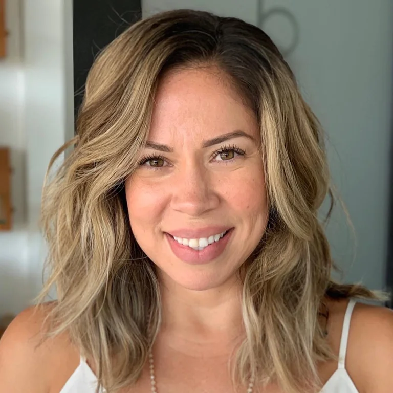 Nina Silva headshot