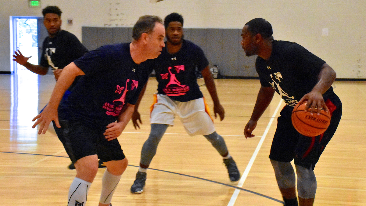 An action shot of the basketball game